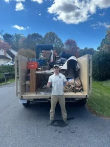 Junk removal service in Hollywood, Florida
